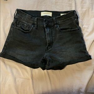 Black jean shorts from Pacsun.